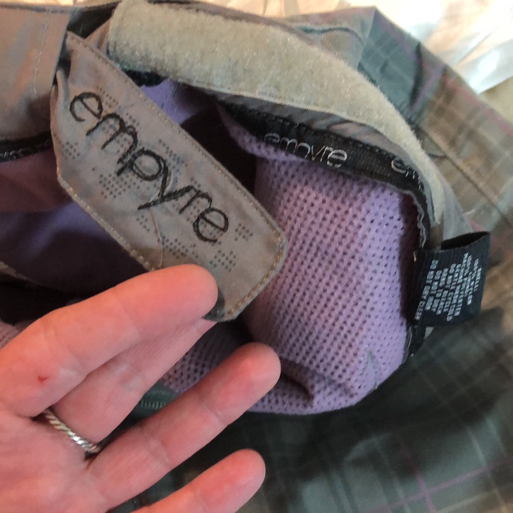 EMPYRE 10,000mm Size Small Snow Ski Snowpants Plaid Gray Purple $159 NEW - Picture 14 of 16